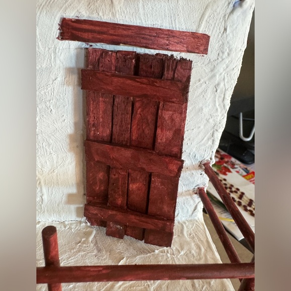 Nativity set Bethlehem 2 story house hand made with recycled materials - Picture 5 of 12